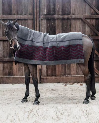 Heavy Fleece Rug Square Fishbone 210x200cm (Grey/Bordeaux)
